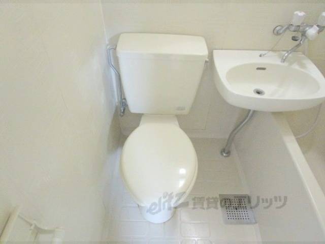 ユニットバス　トイレ