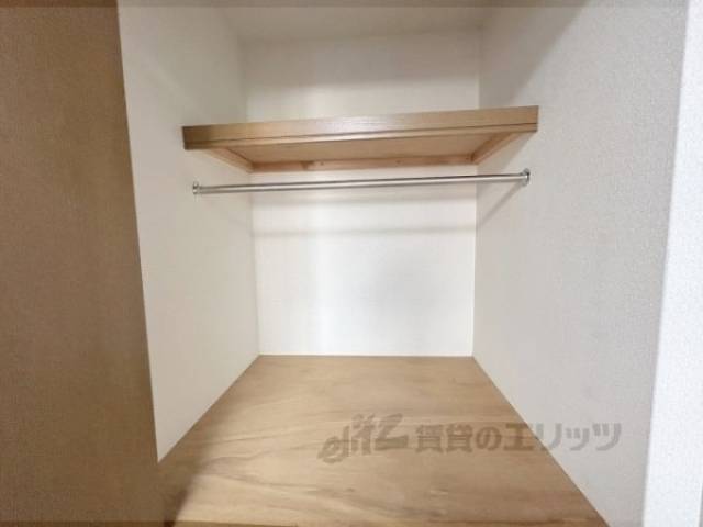 収納　上部収納