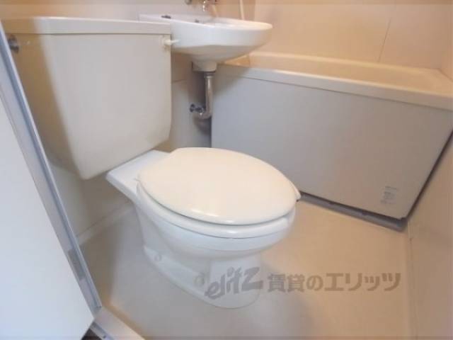 ユニットバス トイレ