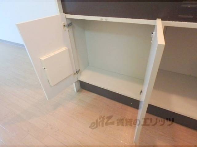 キッチン　下部収納