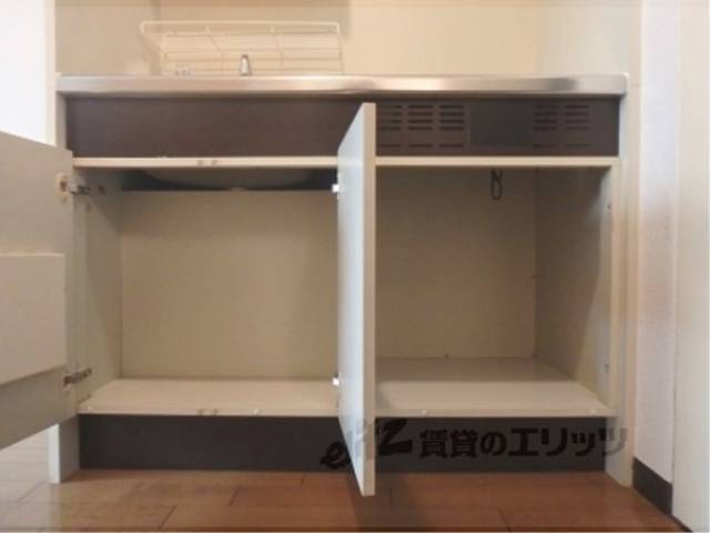キッチン　下部収納