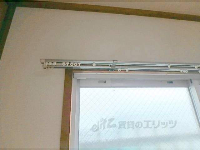 カーテンレール