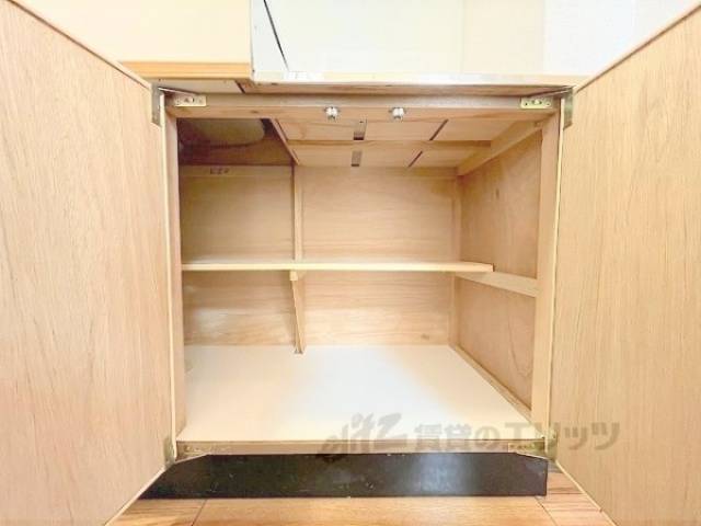 キッチン　下部収納
