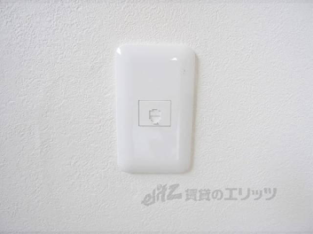 ネット線差込口