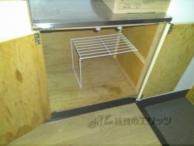 キッチン　下部収納