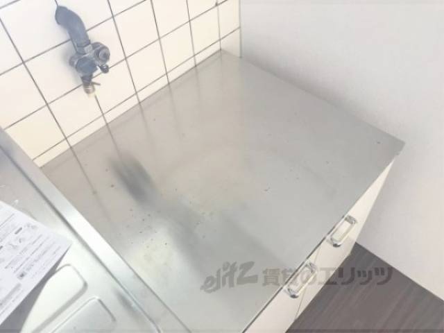 キッチン　コンロ置き場