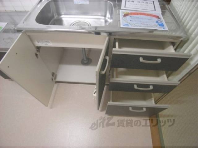 キッチン　収納　大容量の収納が付いたキッチンです。