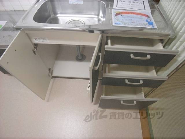 キッチン　収納　大容量の収納が付いたキッチンです。