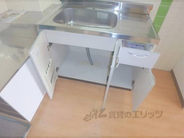 キッチン　収納