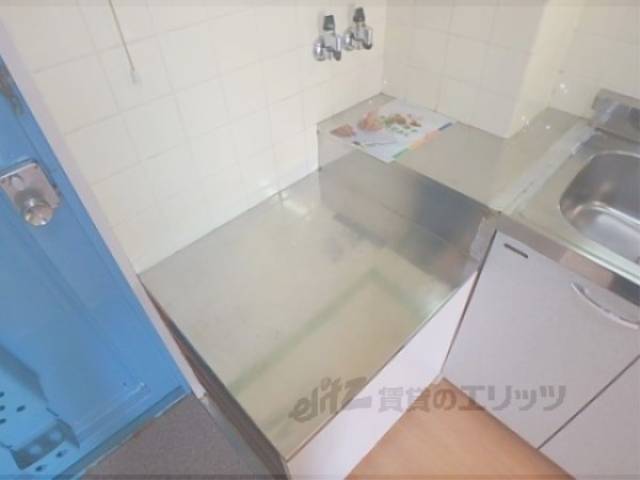 キッチン　コンロ置き場