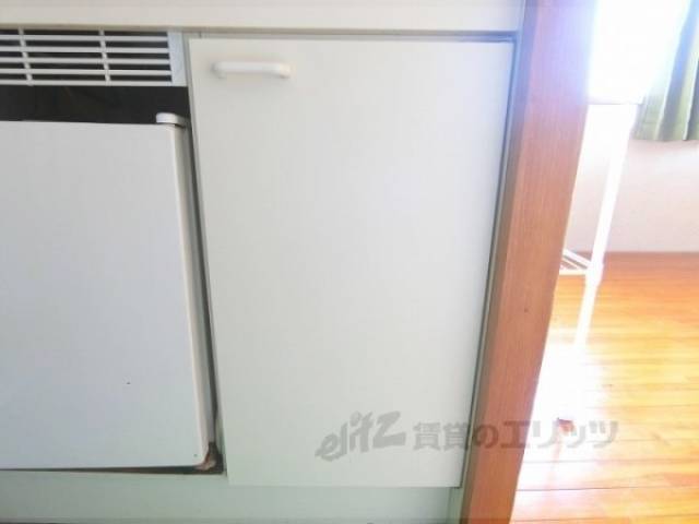 キッチン　下部収納