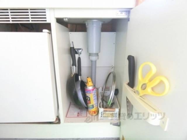 キッチン　下部収納