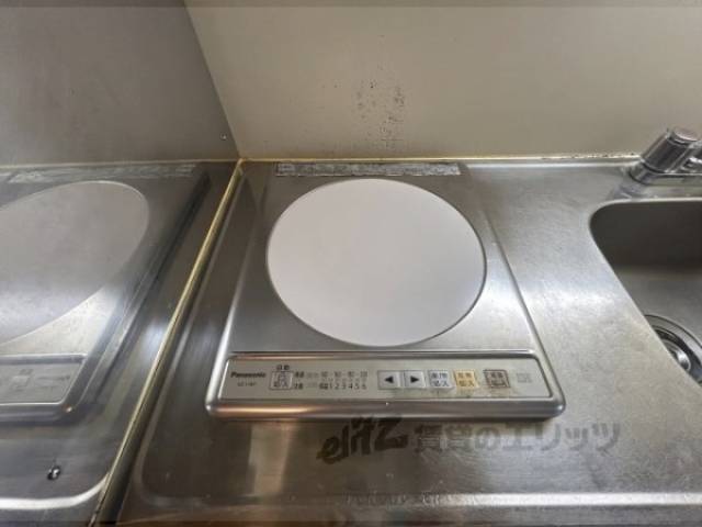キッチン　コンロ