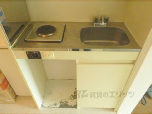 キッチン　下部