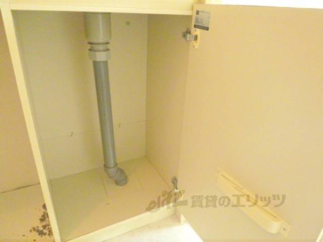 キッチン　下部収納