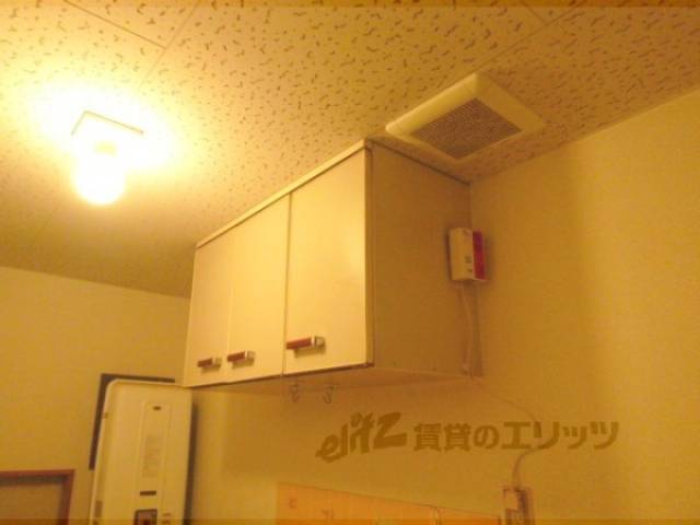 キッチン　上部