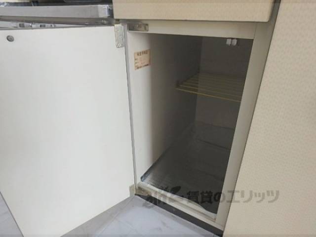 キッチン　下部収納