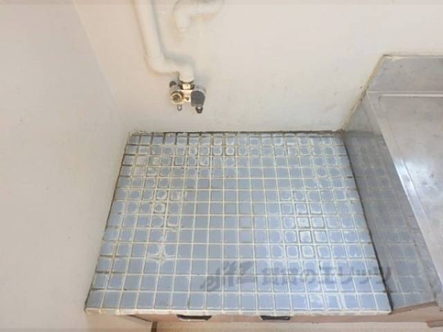 キッチン　コンロ置き場