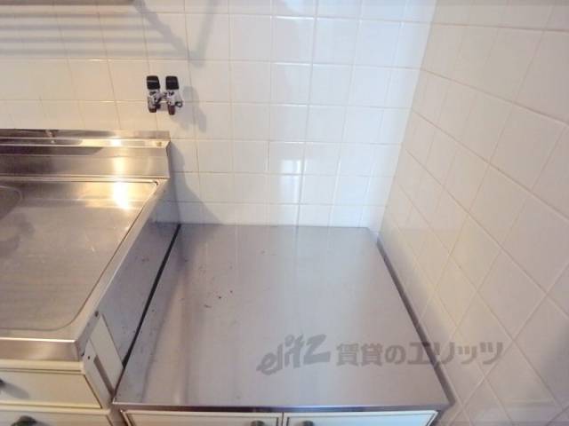 キッチン　２口ガスコンロ設置可能・