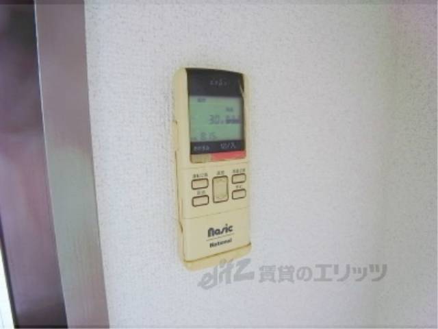 エアコンリモコン