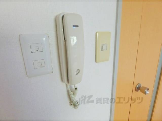 インターホン
