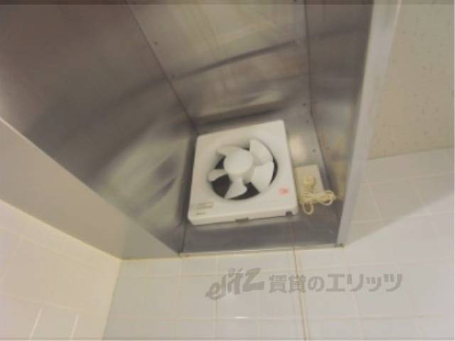 キッチン　換気扇