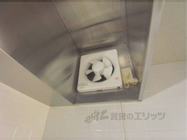 キッチン　換気扇