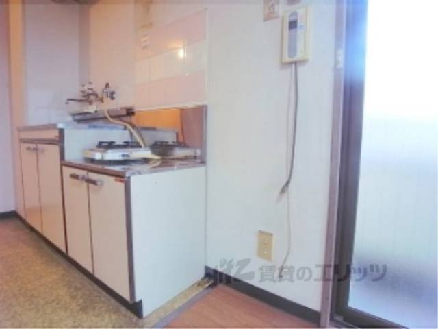 冷蔵庫置場