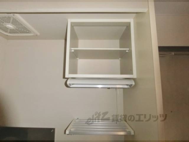 キッチン　収納