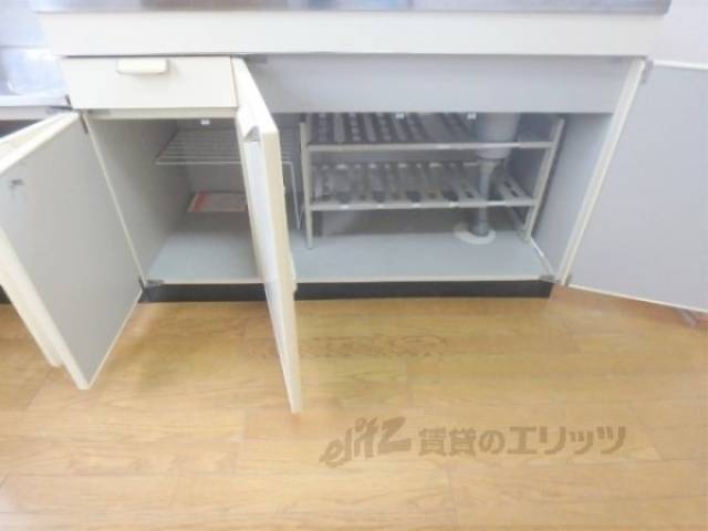 キッチン　収納