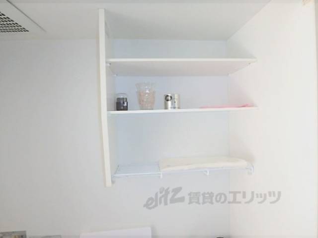 キッチン　収納