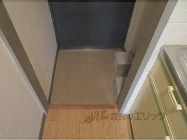 玄関　エアコン