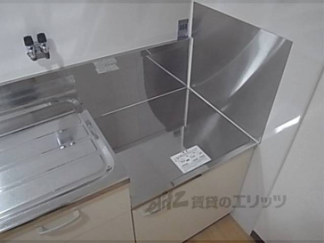 キッチン　コンロ置き場