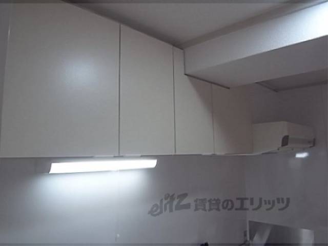 キッチン　収納