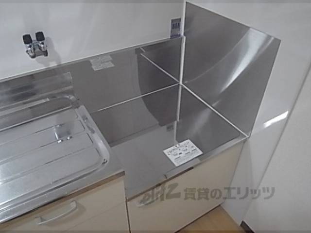 キッチン　コンロ置き場