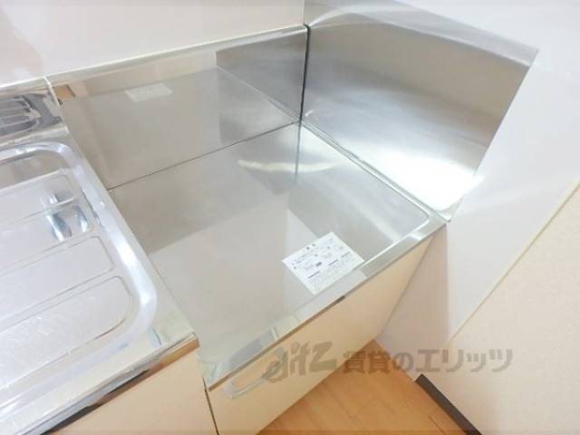 キッチン　コンロ置き場