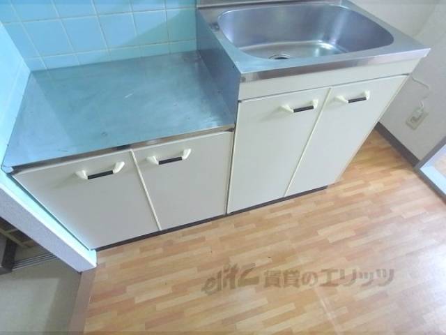 キッチン　下部収納