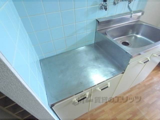 キッチン　コンロ置場