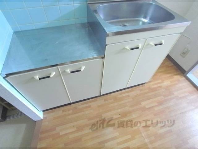 キッチン　下部収納