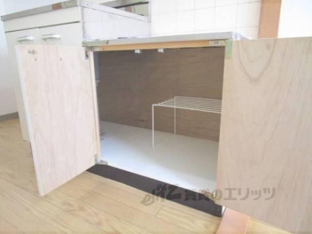 キッチン　下部収納