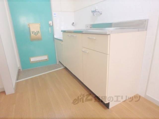 キッチン　下部収納