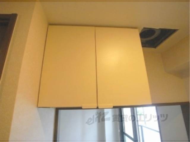 キッチン　収納