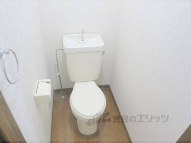 トイレ　バスとトイレも別々