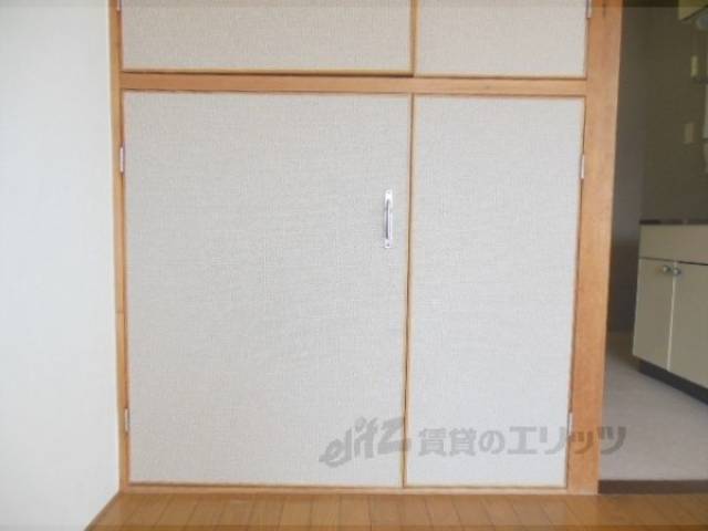 収納　下部収納