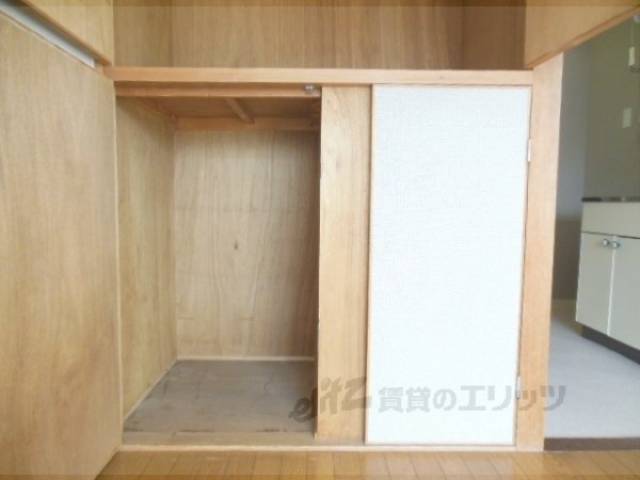収納　下部収納