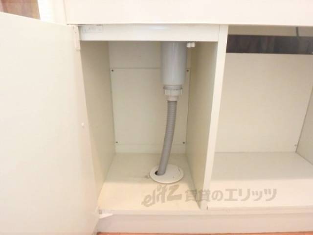 キッチン　下部収納