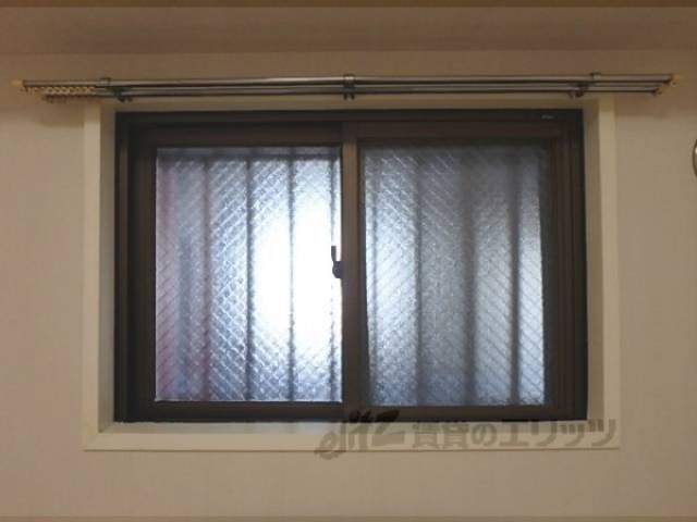 洋室　窓