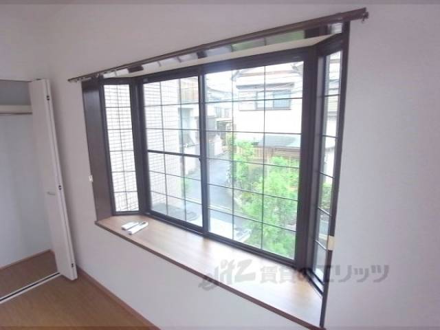 出窓