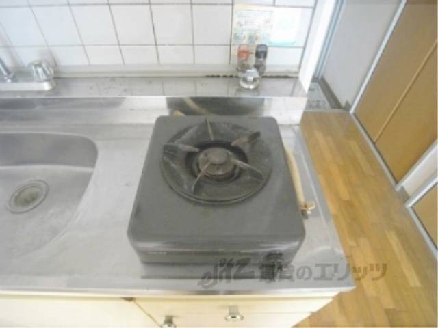 キッチン　コンロ