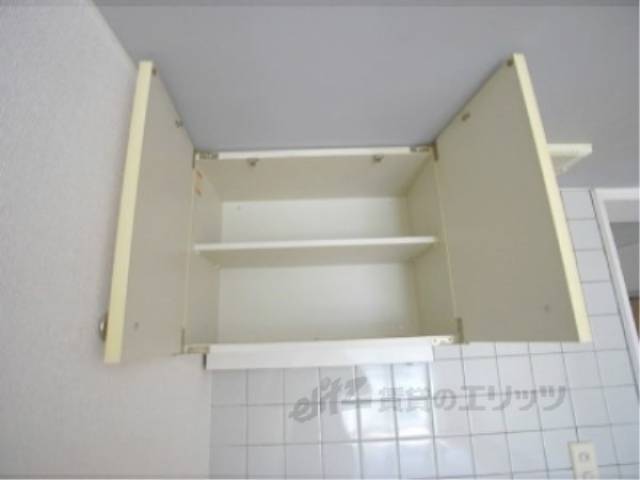 キッチン　収納